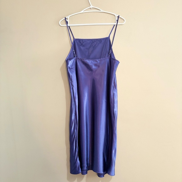 Vintage Gilligan & O'Malley Purple Silky Slip Chemise - Picture 8 of 13
